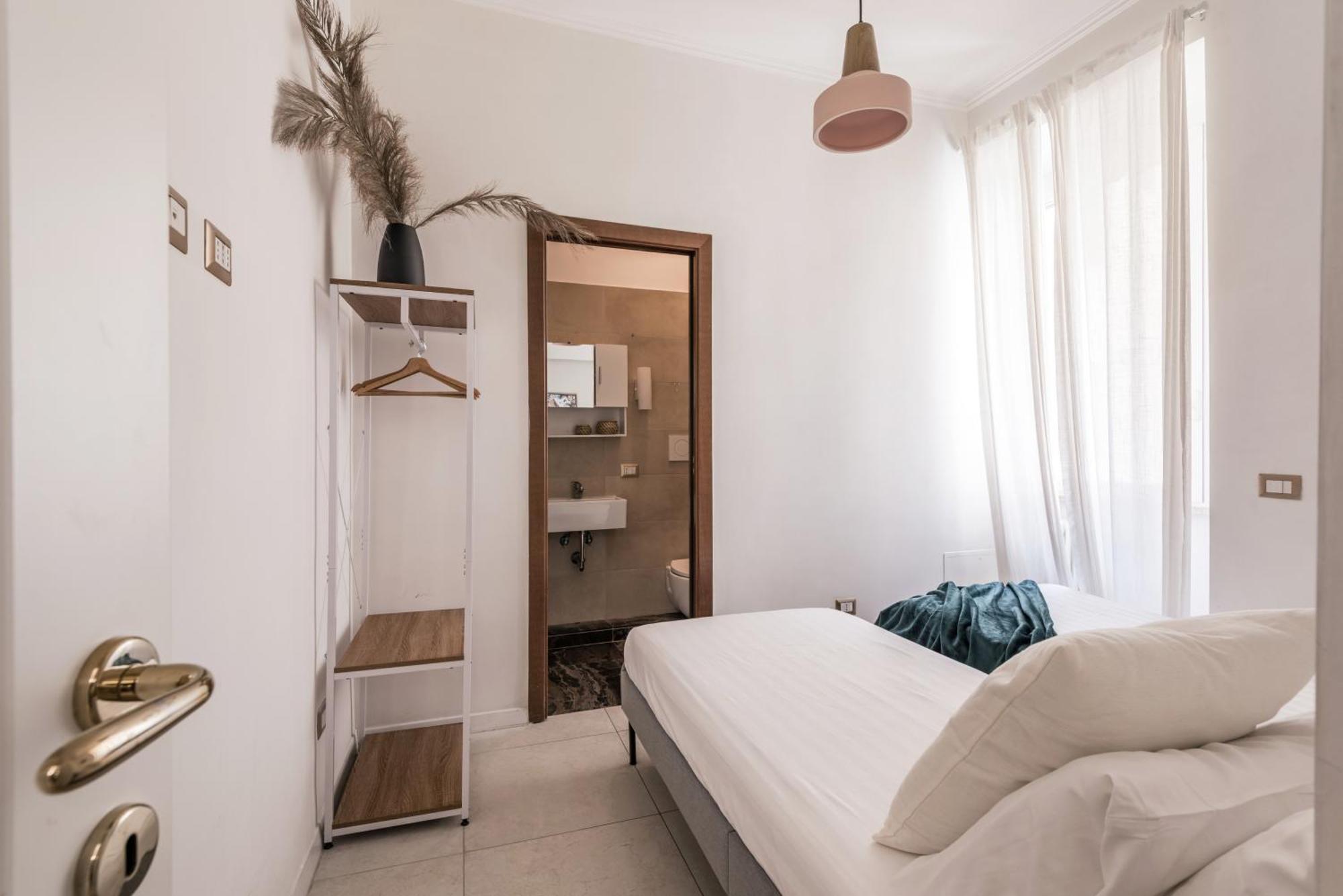 The Rent - Bright Flat Near San Pietro Apart-hotel