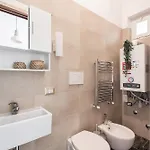 The Best Rent - Bright Flat Near San Pietro