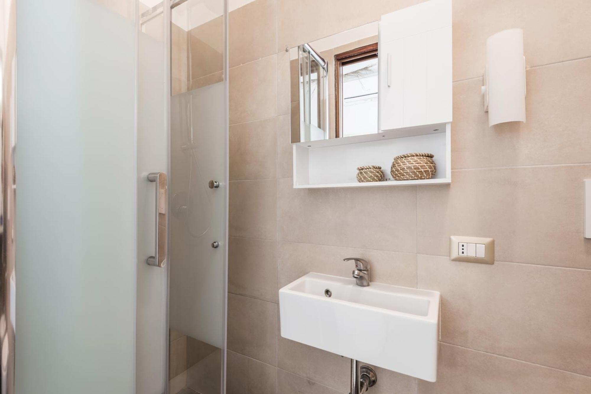 Aparthotel The Rent - Bright Flat Near San Pietro Roma